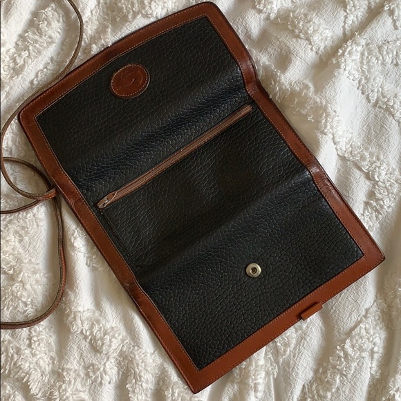 Dooney & Bourke vintage crossbody - Picture 4 of 7